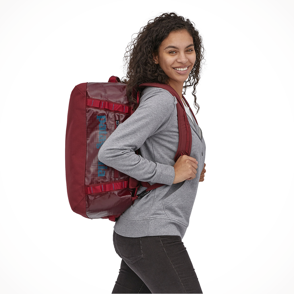 Camping-Duffel_Bags-Patagonia-Black_Hole_Duffel_40L-Wax_Red-Model